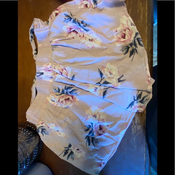 Pants - flowy shorts